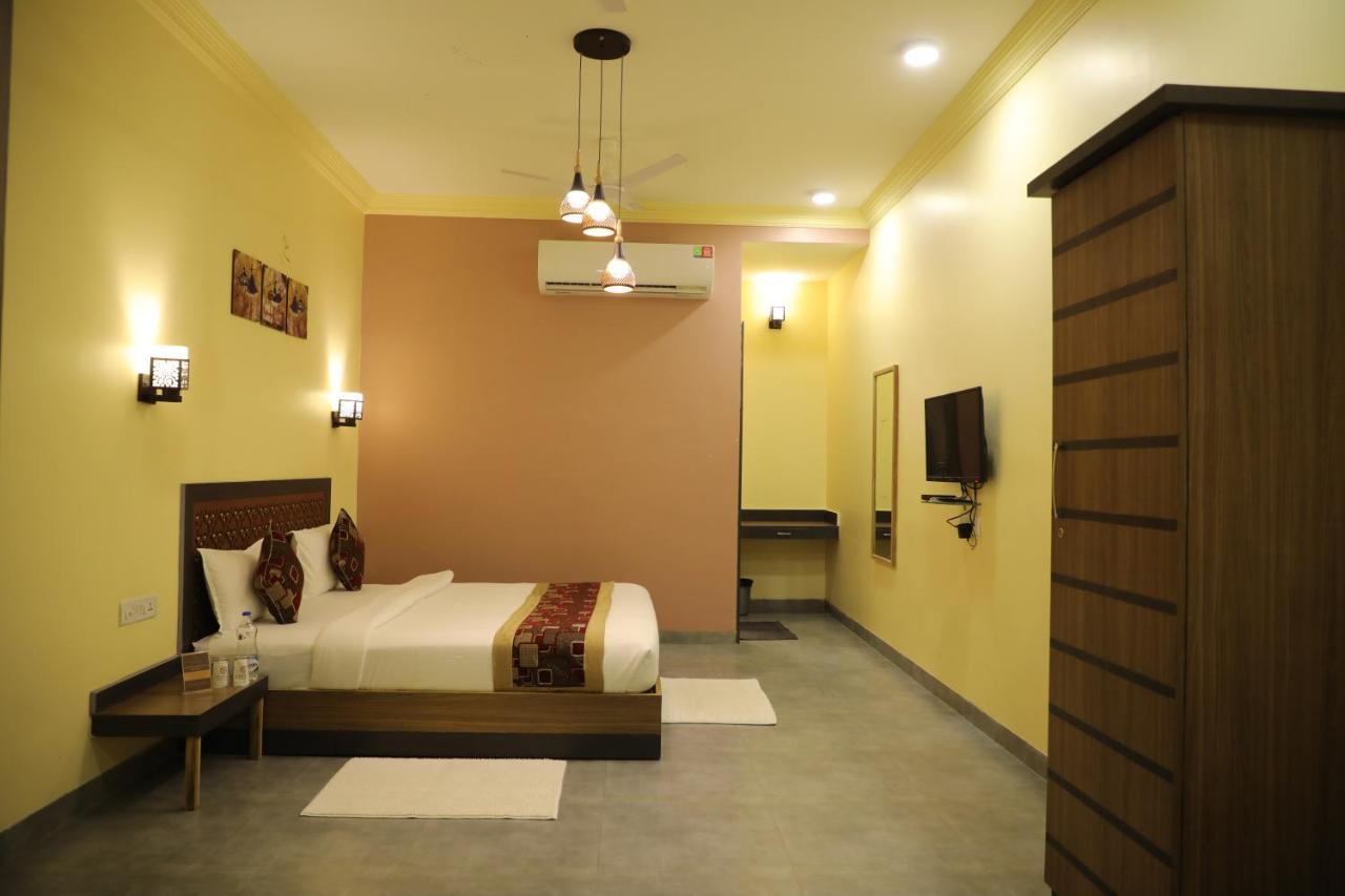 Jaidev Farms&Resort Chhindwāra Eksteriør billede