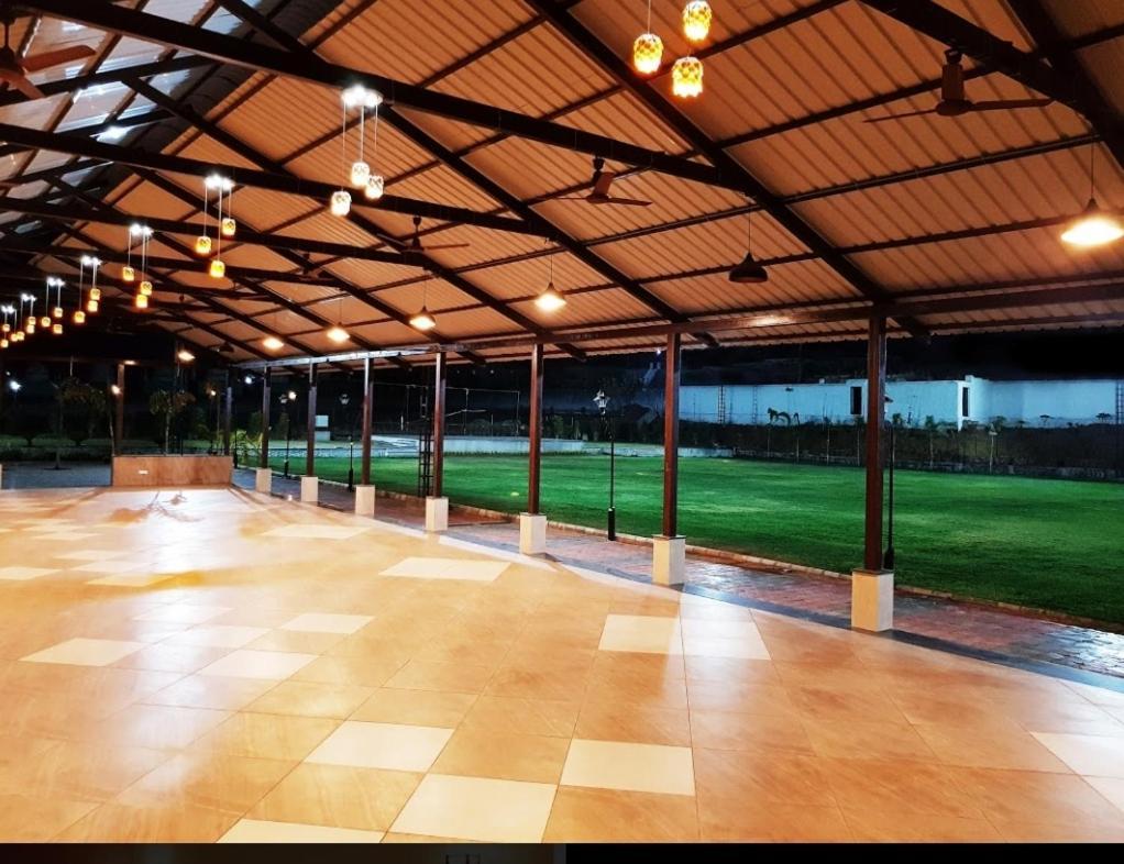 Jaidev Farms&Resort Chhindwāra Eksteriør billede